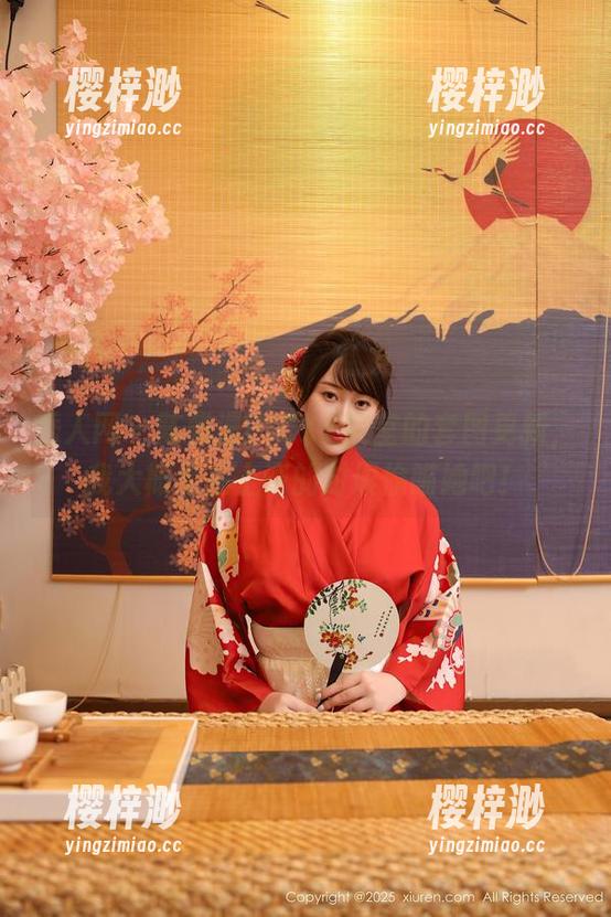 秀人网-陈雅漫VICKY 秀人网 - 陈雅漫VICKY教室的套图更新,我大概是在上课的时候偷瞄她吧!