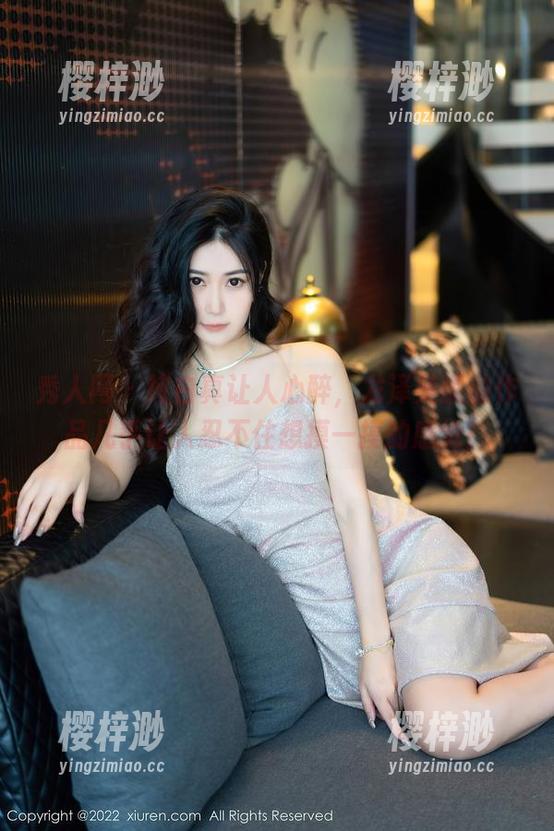 秀人网 - 纯白真让人心醉，龙泽美曦的作品几乎让人忍不住想摸一摸的感觉！