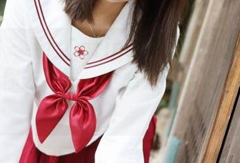 美媛馆 – 看！Carina绮里嘉的旗袍在网盘里等你去下载，小心一不小心就被迷住！