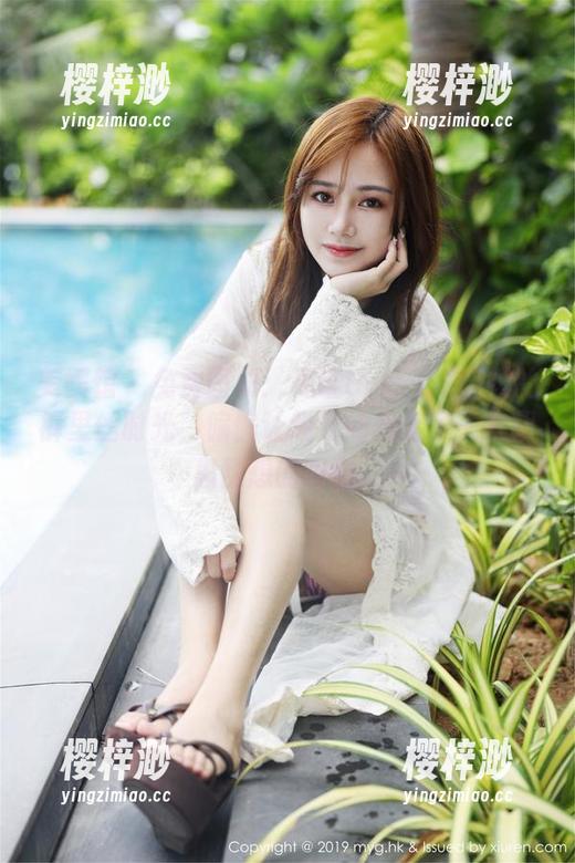 美媛馆 - 免费图册：见证Cris_卓娅祺的裤里丝时光，偏偏让我开始想起了一些胡思乱想的画面。