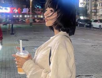 舞小喵与姐姐的交响曲：分享她不经意间的作品集