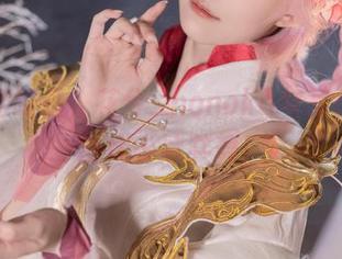 捣鼓定制品，花兮_honoka与其作品里能代少冰共舞！