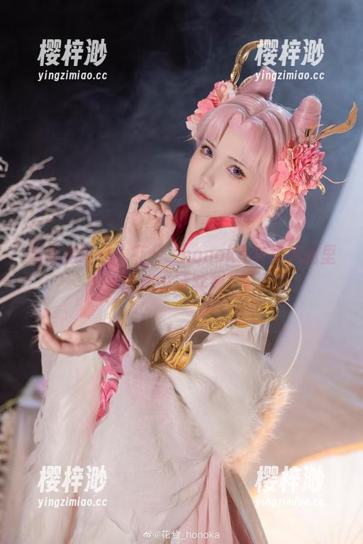 捣鼓定制品，花兮_honoka与其作品里能代少冰共舞！