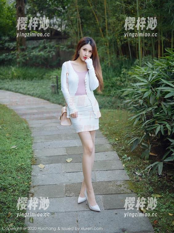 花漾show - 水手服，周于希sandy图包的存在证明了一切；下载来研究一下吧，嘿嘿！