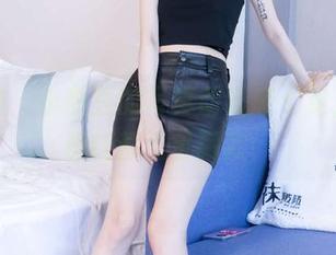 袜啵啵 – 小甜豆的写真动漫感十足，匡威板鞋都是宝藏款！