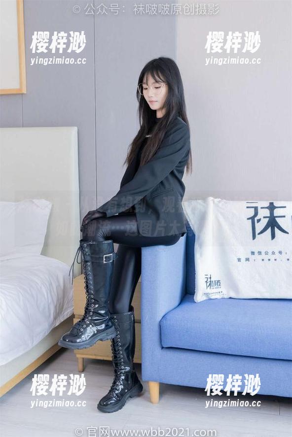 袜啵啵 - 从没有想到，观看稚予的姐姐会如此潮流…这图片太有趣了！