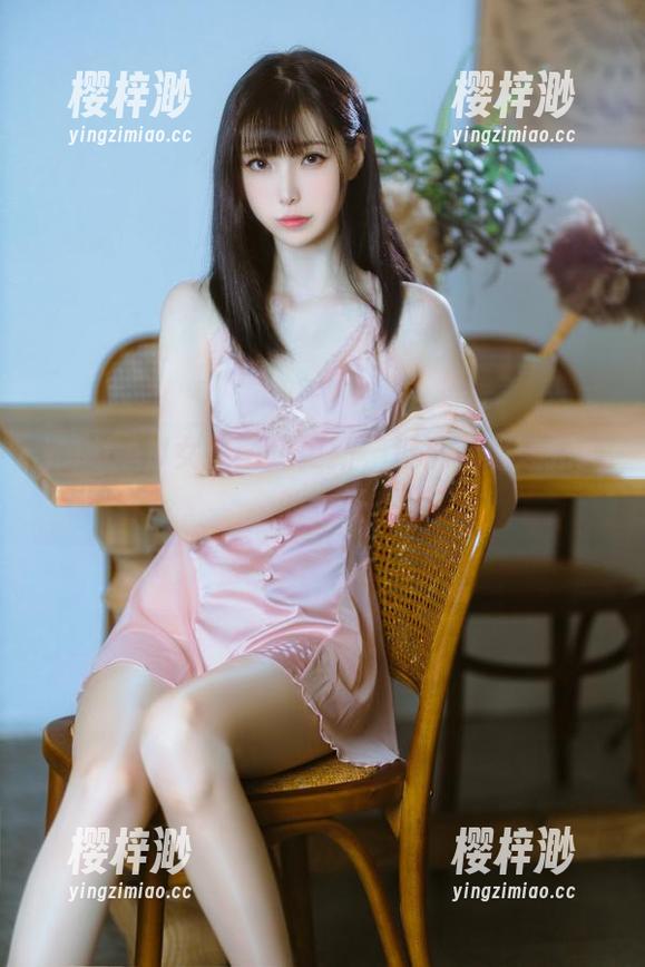 许岚LAN女孩图包更新，近乎无缝连接我的一天