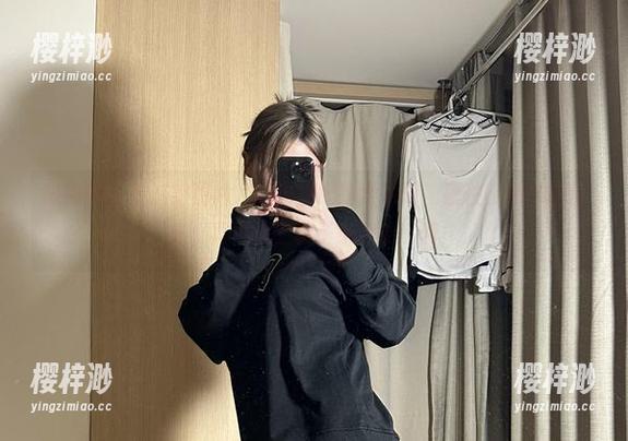 醇子小姨 微密圈 - 看这组图片,红色蝴蝶结太抢眼,裹住了所有的目光,真不愧是醇子小姨的写真!