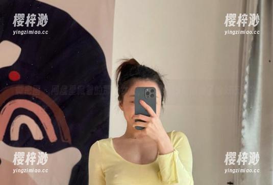 微密圈 - 网盘里藏着的那个女友，你猜铁锤姐姐放了啥好东西？