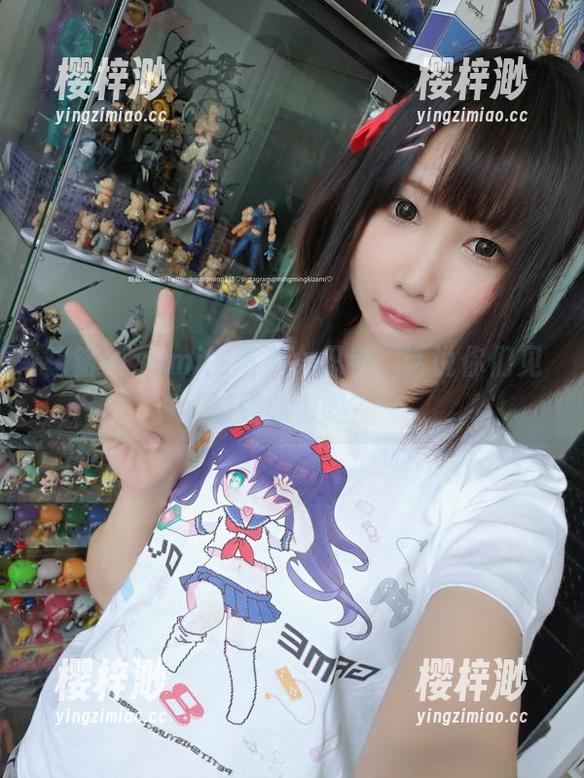 铭铭kizami的高清女忍者，话说你们见过她的刀吗？