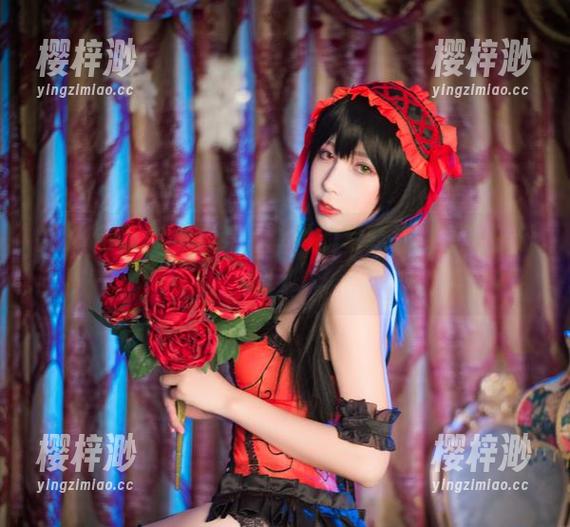 雯粥粥i带你吃猫草，看她的写真集更新——乐翻了！