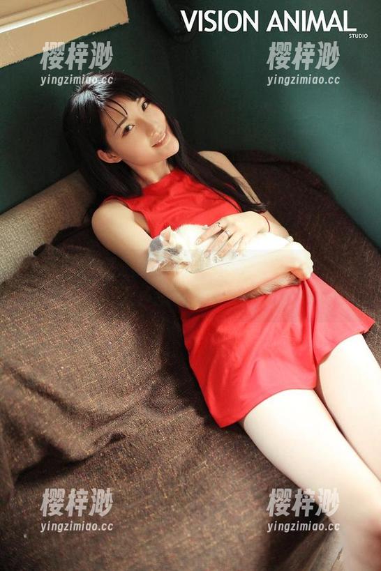 青豆客 - 精选Una尤娜婚纱：似乎每张照片都在无声抗议“多婚”这件事