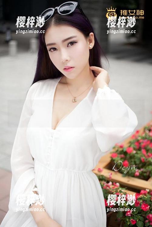 青豆客 - 一组天台图包：杨漫妮不只是屋顶上的仙女