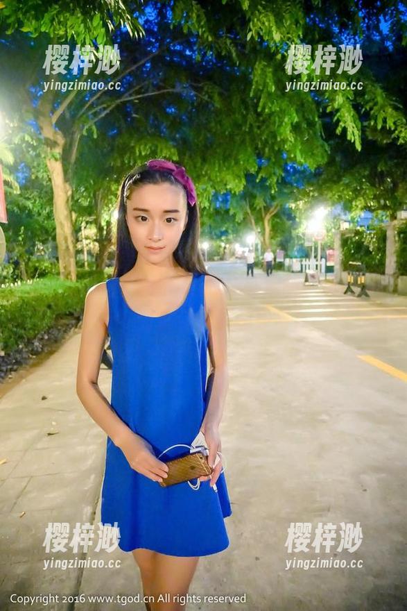 青豆客-绮里嘉ula 青豆客 - 绮里嘉ula的户外定制写真,风景好到连它们都想参与!