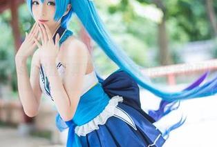 这次青青子Js的浴缸写真更新，让我懂得生活也可以如此有趣