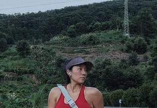 微密圈 – 最新造型上线，鹿瑶女仆到底在干嘛？原图一看，三个小时都说不完的脑洞！